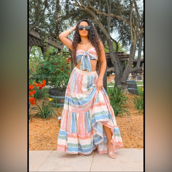 Colorful Striped Two-Piece Set - Picture 4 of 7